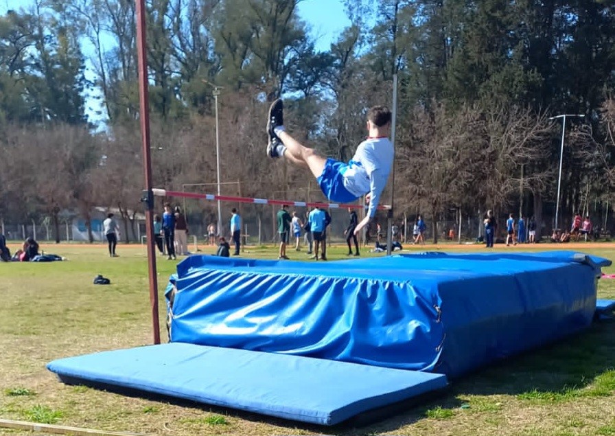 El Atletismo completó un Regional dorado con la actuación de la Sub 14
