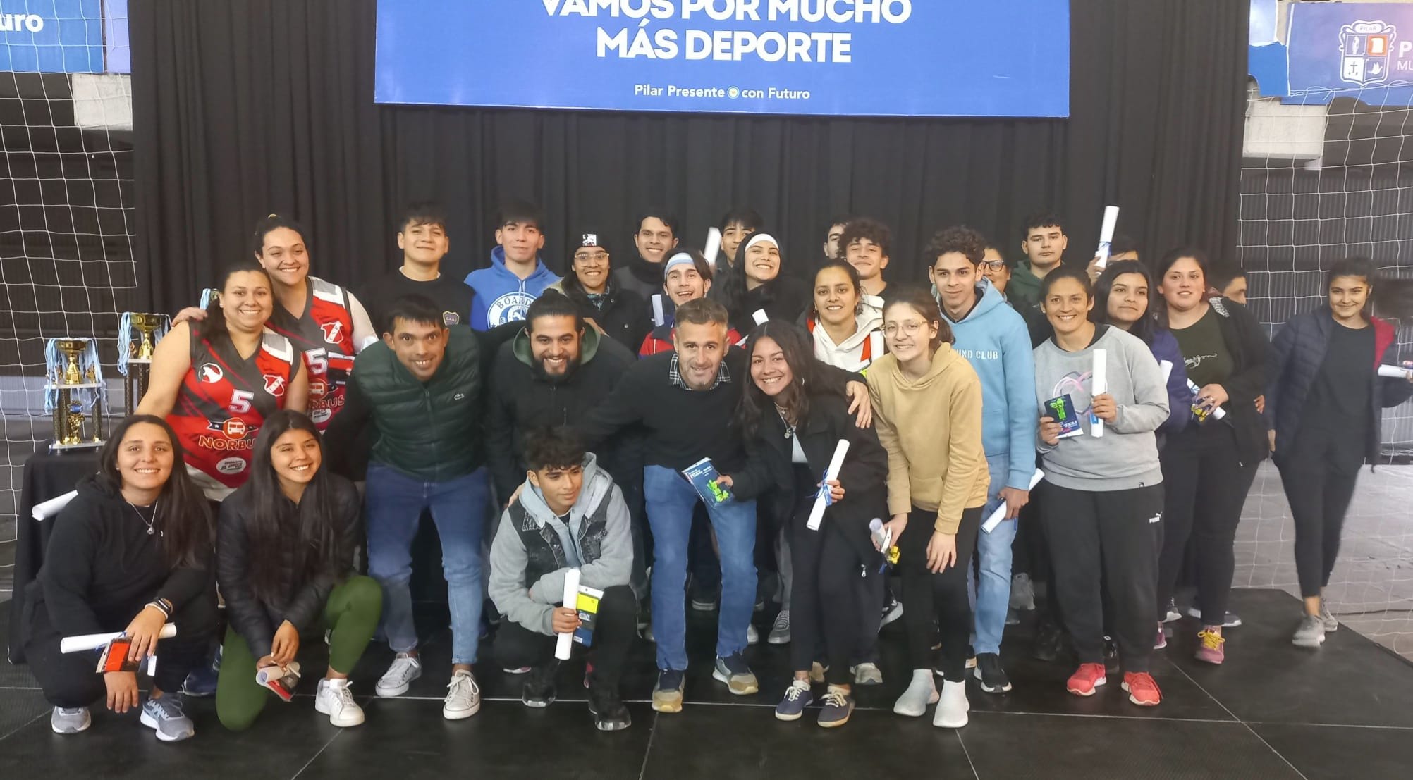 Deportes cerró un nuevo curso de árbitro y planillero de voley