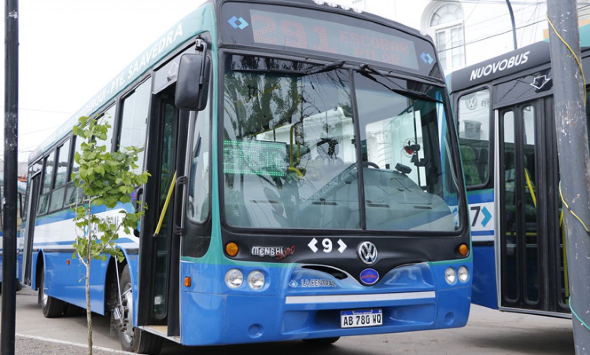 Posible paro de colectivos tras el desacuerdo entre la UTA y las cámaras de transporte