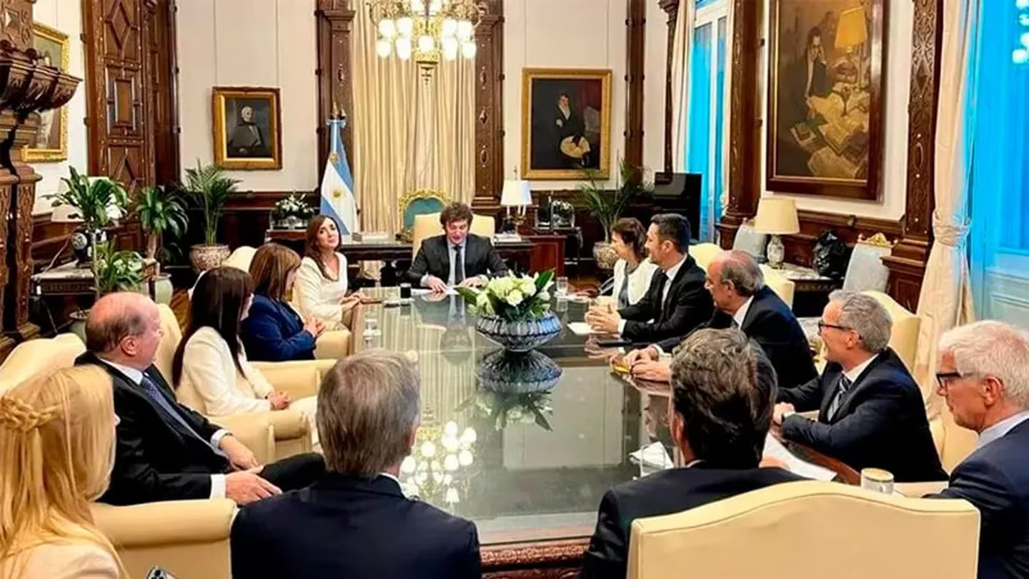El Gobierno aumentará por decreto el Salario Mínimo Vital y Móvil