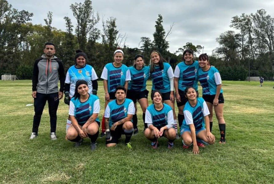 La Liga Municipal de Fútbol 7 Femenino tuvo un arranque puro gol