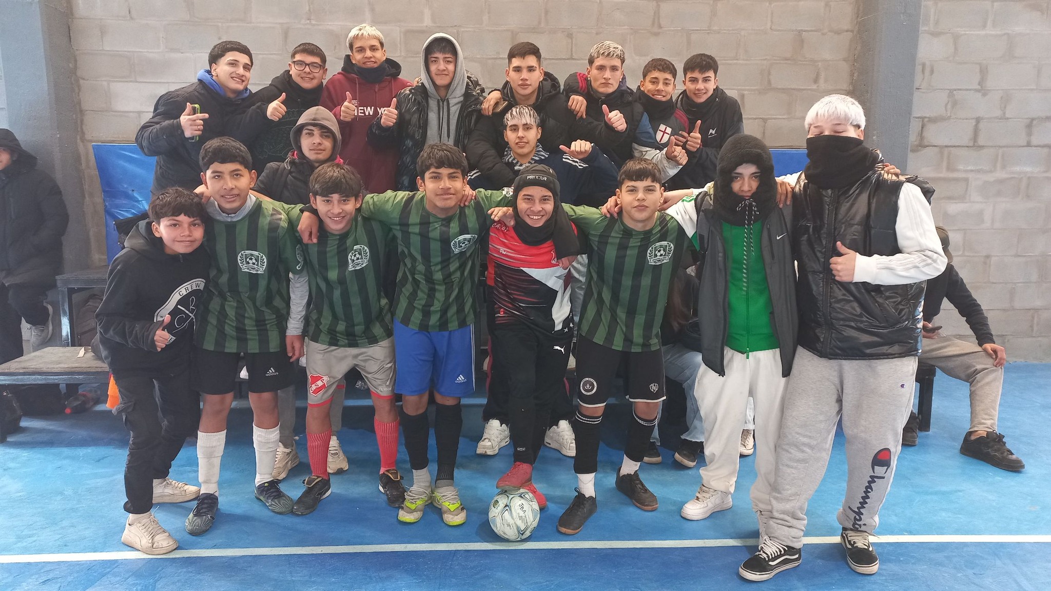 El Futsal coronó a sus campeones locales en el Tribarrial