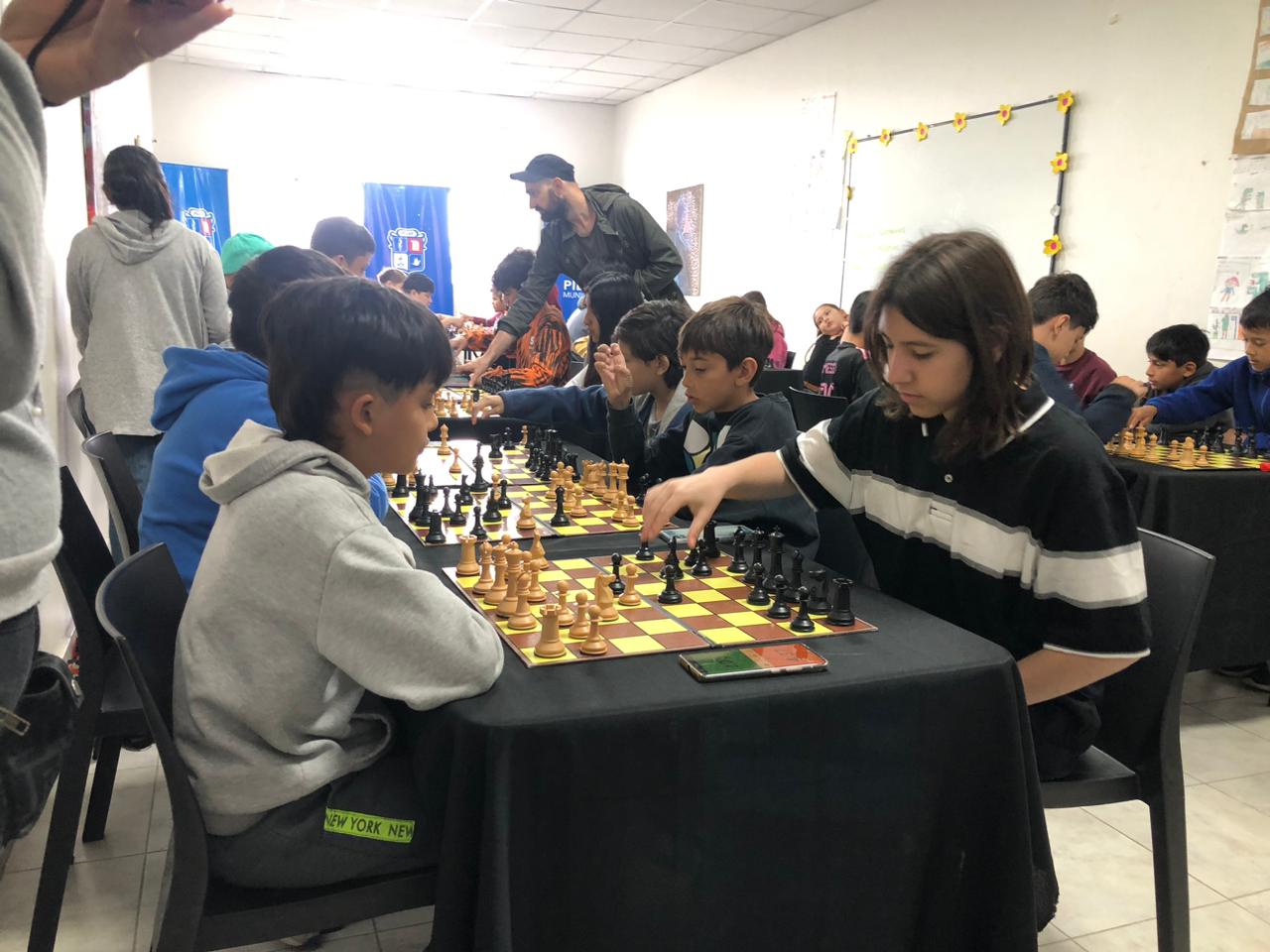 La Escuela Municipal de Ajedrez cerró el año con un torneo abierto