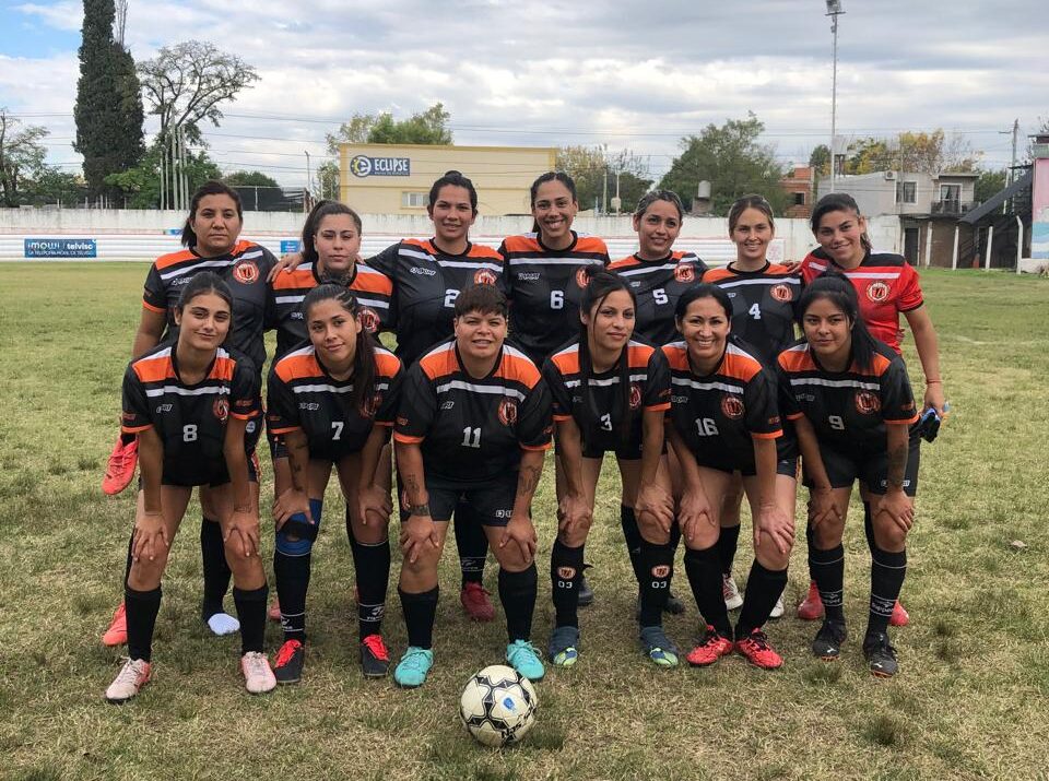 La Liga Municipal Fútbol Femenino inició su 2025 a puro gol
