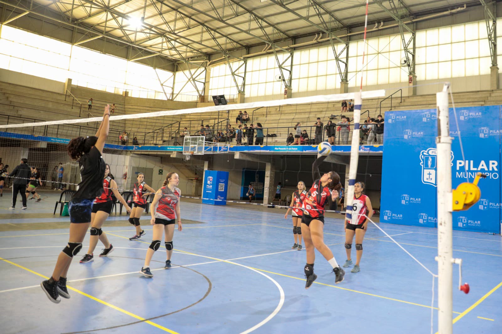 La Liga Municipal de Voley puso primera y va por otra fecha