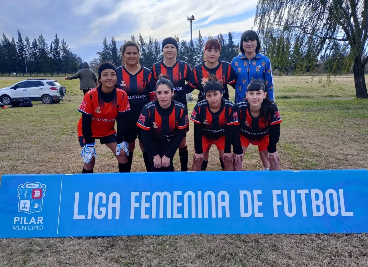 Pilar City y Alpha FC Dos ganaron con los justo y siguen en la cima