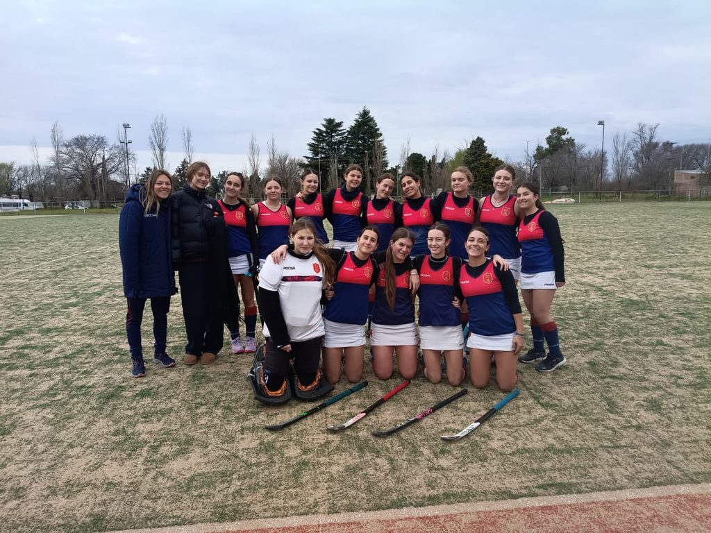 Dos equipos del hockey de Pilar quedaron muy cerca de viajar a Mar del Plata